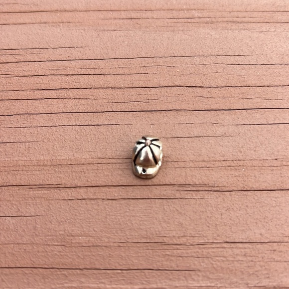 BRACELET CHARM ~ BASEBALL/SOFTBALL HAT - Picture 3 of 6